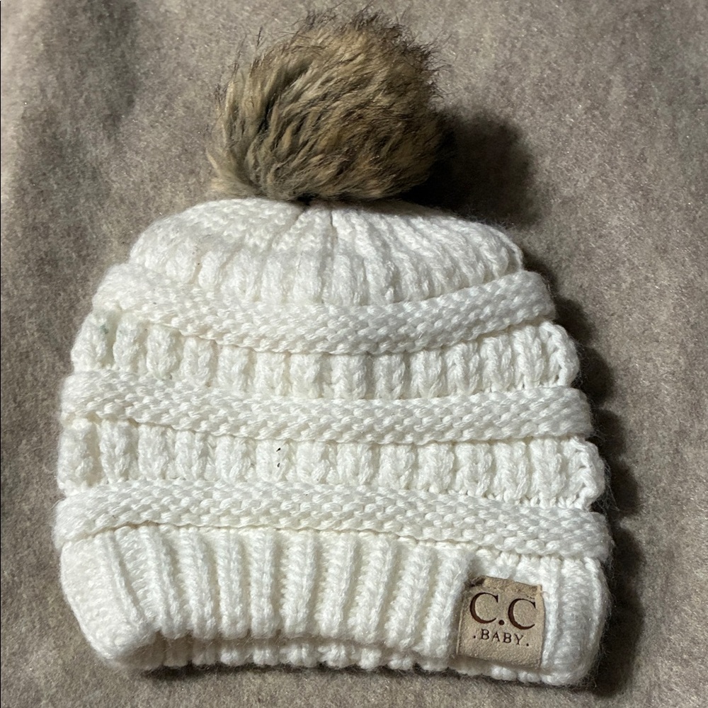 White Knit Beanie with Pom-Pom